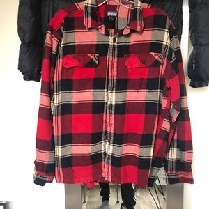 Men’s plaid shirt
